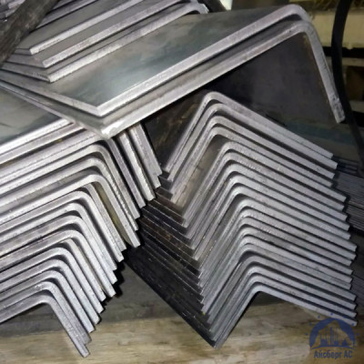 Уголок стальной неравнополочный 100х80х4 мм ст. 3сп/3пс ГОСТ 8510-93 купить в Екатеринбурге